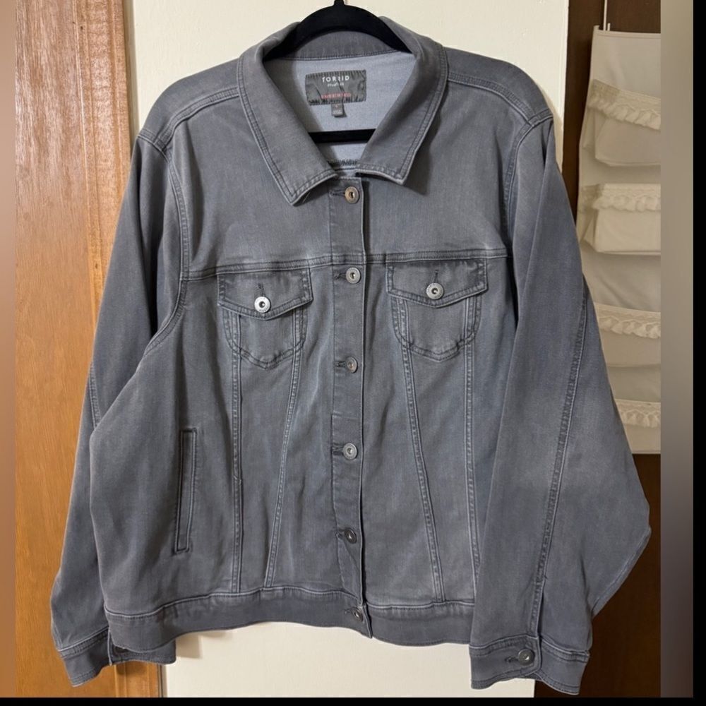 Torrid size 4 gray jean jacket